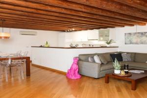 HT - Esclusivo Loft in centro a Apartments, Padua