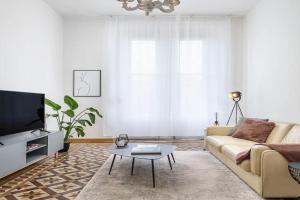 [CITY CENTER-DESIGN ATTIC] Penthouse with Private Terrace, Milan