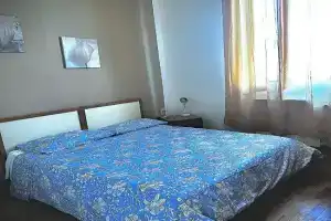Albergo pizzeria 76 06 Hotel, Prato