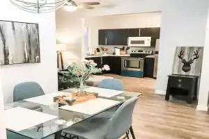 2BdRm Gaslamp Conv Cntr - w Parking & 4 Beds #1 Hotel, San Diego