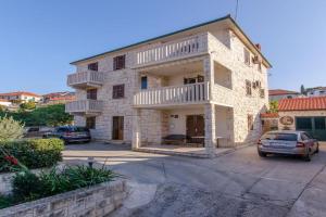 Apartment Vito, Postira