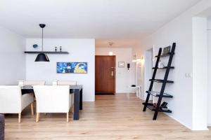 City view, bright & cozy - Free parking (A4) Apartments, Reykjavik