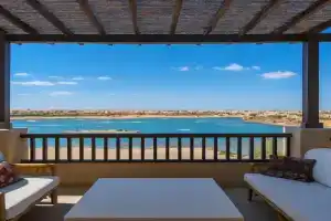Lagoon View Penthouse - Paradise Escape, El Gouna