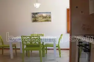 InternoUno Apartments, Diamante