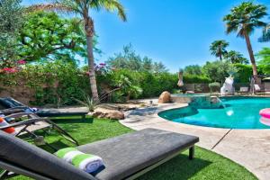 Casa Serenity - Luxury Living w Pool & Jacuzzi, Indio