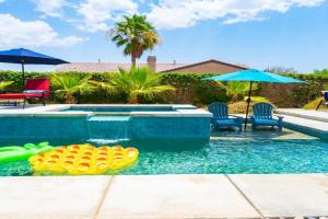 Luxurious 5BR Resort Style Home w Pool & Spa, Indio