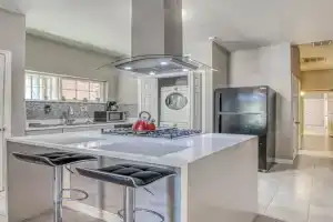 Close to All, Restful Duplex A in Downtown, UTEP, Hospitals Apartments, El Paso