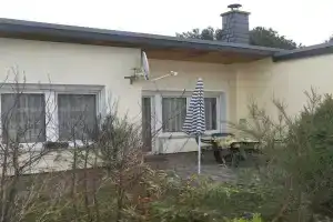 Ostsee Bungalow mit Kamin & Terrasse Apartments, Koserow