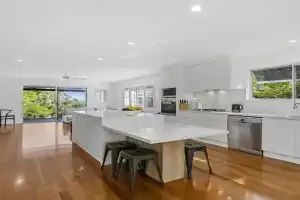 21 Nairana Rest Guest house, Noosa Heads