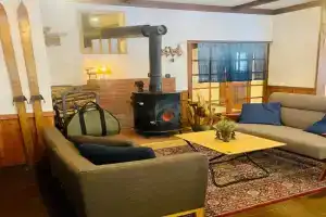 GUEST HOUSE ZU-THONES, Hakuba