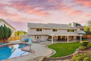 @ Marbella Lane - 4BR Cozy home in SJ Pool Guest house, San Jose