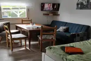 FeWo Clemens - Wohnküche + 2 Schlafräume + Bad + Terrasse Apartments, Hamm