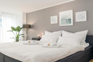 SHINY HOMES - City Center with Parking Place Apartments, Gutersloh