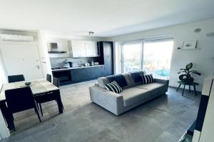 Marina House Rome Airport - Sea View