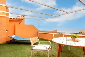 WintowinRentals Pools, Padel and Sea Views Apartments, Rincon de la Victoria