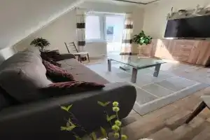 Schöne Wohnung mit eigenem Eingang und Parkplatz Apartments, Fulda