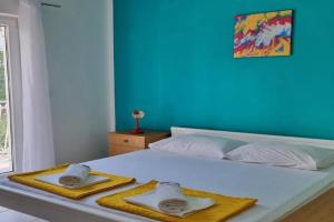 Apartments Mandalinic, Tice