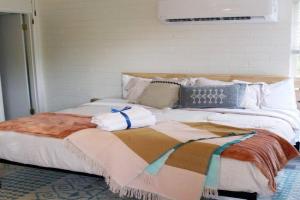 Adorable Ground Level Boho Studio Blocks From Dwntn-C, Phoenix