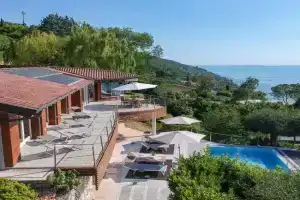 Villa Vela, Torri del Benaco