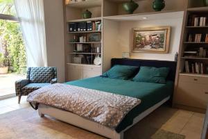 Suite indépendante avec 1 chambre et 1 bureau Mini-hotel, Montpellier