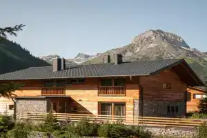 The Falcon Guest house, Lech