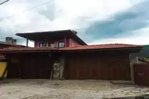 Stai za gosti Bashchino ognishche Guest house, Koprivshtitsa