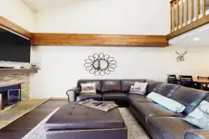 Mountainside Retreat Apartments, Frisco