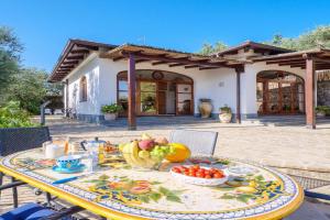 IL TULIPANO - sea view, roof terrace & sunset in villa, Sant-Agata Sui Due Golfi