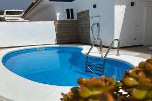 Villa Alexander, Puerto de Santiago