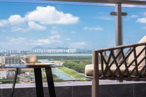 Hampton By Hilton Futian Mangrove Park Apartments, Shenzhen