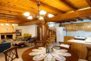 Chrysanthe [ ] Traditional Pelion House, Portaria
