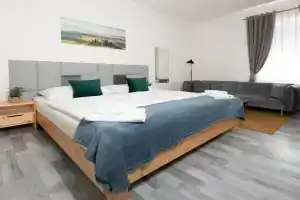 Penzion MOVEINN, Prague