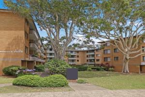 Berdella Park 11 Apartments, Port Macquarie