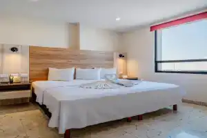 Hotel Central by Kavia, Merida