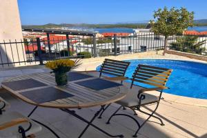 Luxury Apartment Ansi, Betina