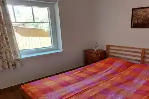 Schieszl Apartments 4, Zamardi