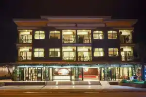 โรงแรมชลาลัย กระบี่ Chalalai Hotel Krabi, Nua Khlong