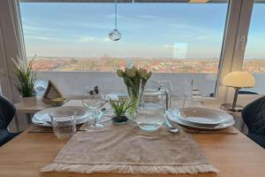 FeWo Inselblick mit Schwimmbad - Apartments, Horumersiel