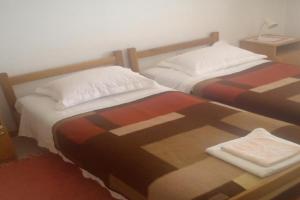 Studio apartment in town with sea views, terrace, air conditioning, WiFi 3615-5, Hvar
