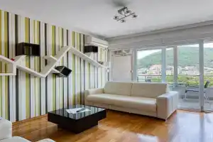 Studio apartment in the centre of, Budva
