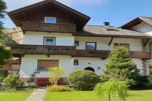 Gästehaus zum Gachtna Apartments, Mayrhofen