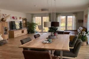 Helle Wohnung mit Balkon 120qm, 4Zimmer Apartments, Dortmund
