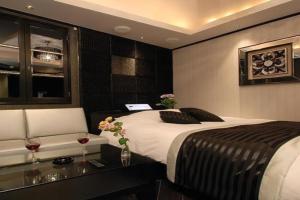 HOTEL Shuffle, Saitama