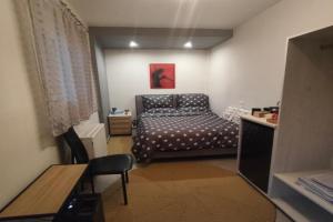 Giorgos studio, Trikala