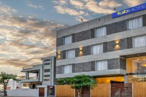 FabHotel The White Moon, Jaipur
