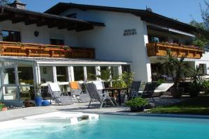 Appartement im Souterrain mit Terrasse Apartments, Berchtesgaden