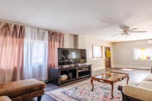 Relaxed Apartment - Pet-Friendly, Asheville