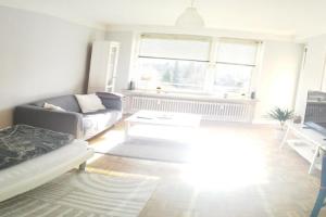 Ferienwohnung in Monteurwohnung 3 Zimmer 70 m2, Küche und Badezimmer, 3 OG Apartments, Kiel