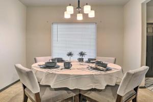 Spacious Apt, 6 Mi to Downtown! Apartments, El Paso