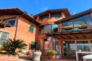 Agrihome Di Alberto Giuseppe Gulotta B&B Bella Vista Appartamento Salvia Apartments, Massarosa